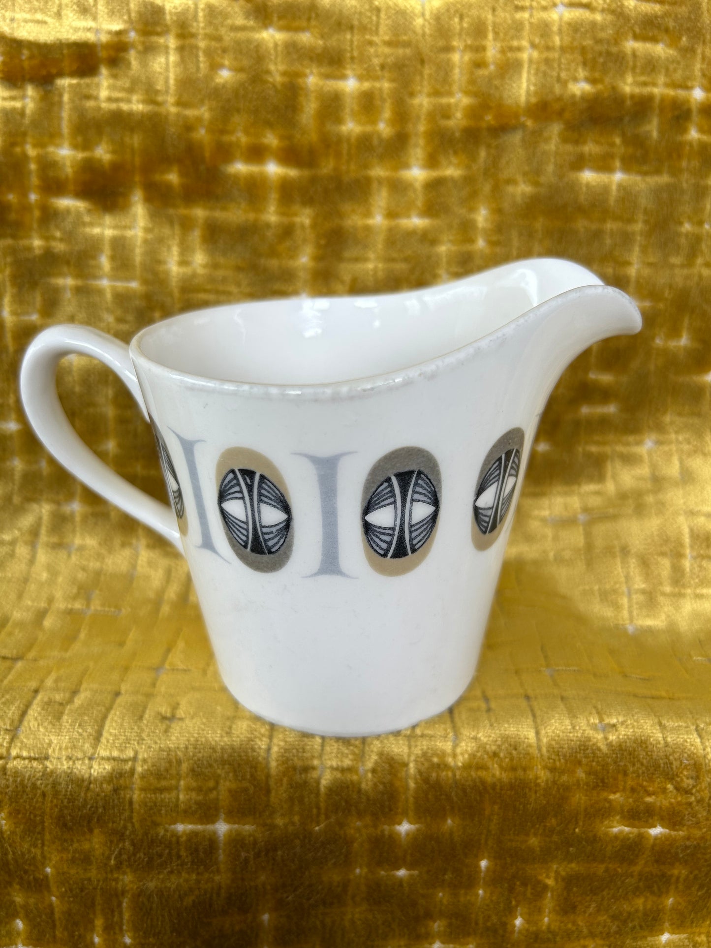 Rare Retro Colclough Milk Jug and Sugar Bowl Ridgway Potteries
