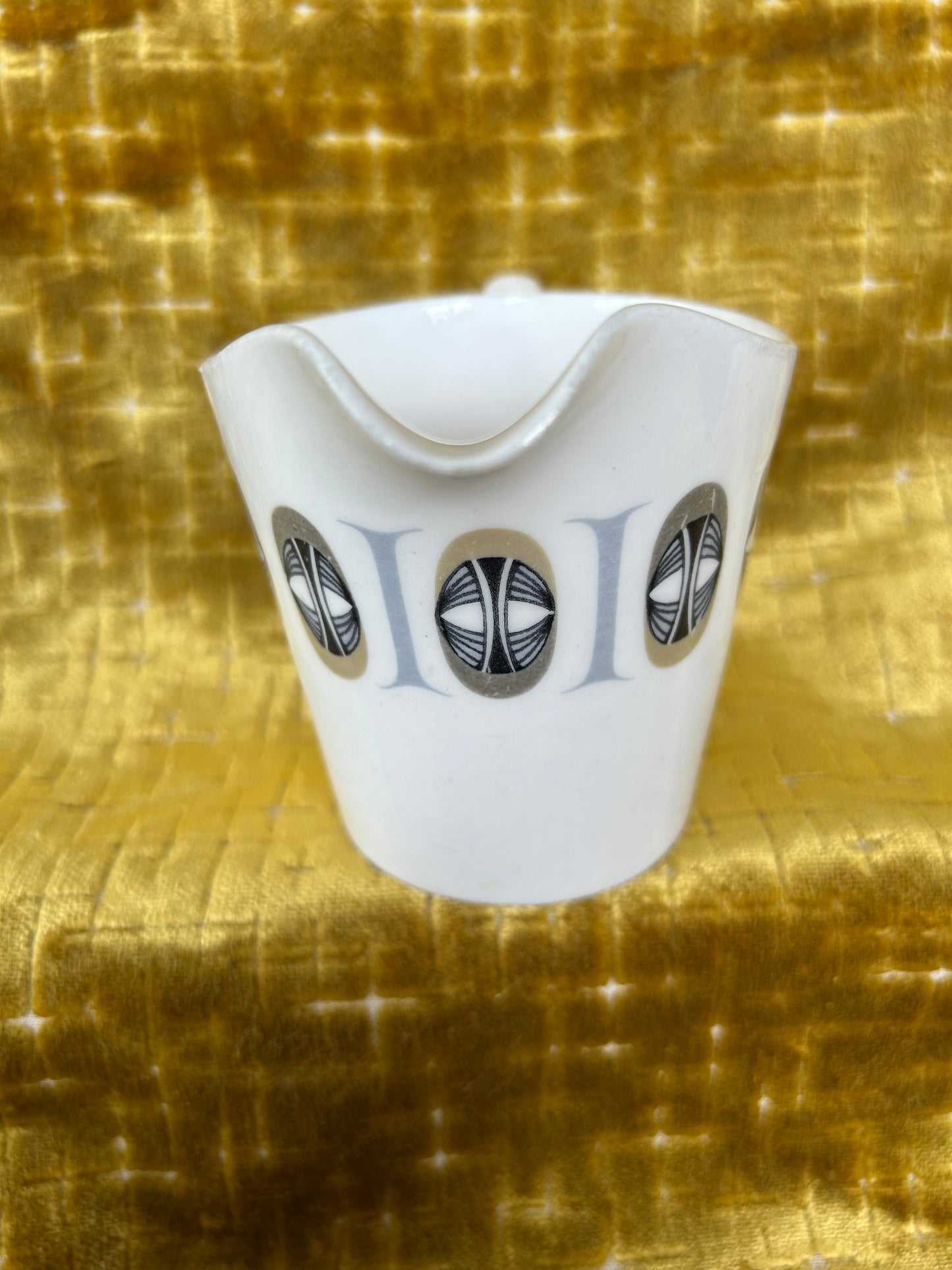Rare Retro Colclough Milk Jug and Sugar Bowl Ridgway Potteries