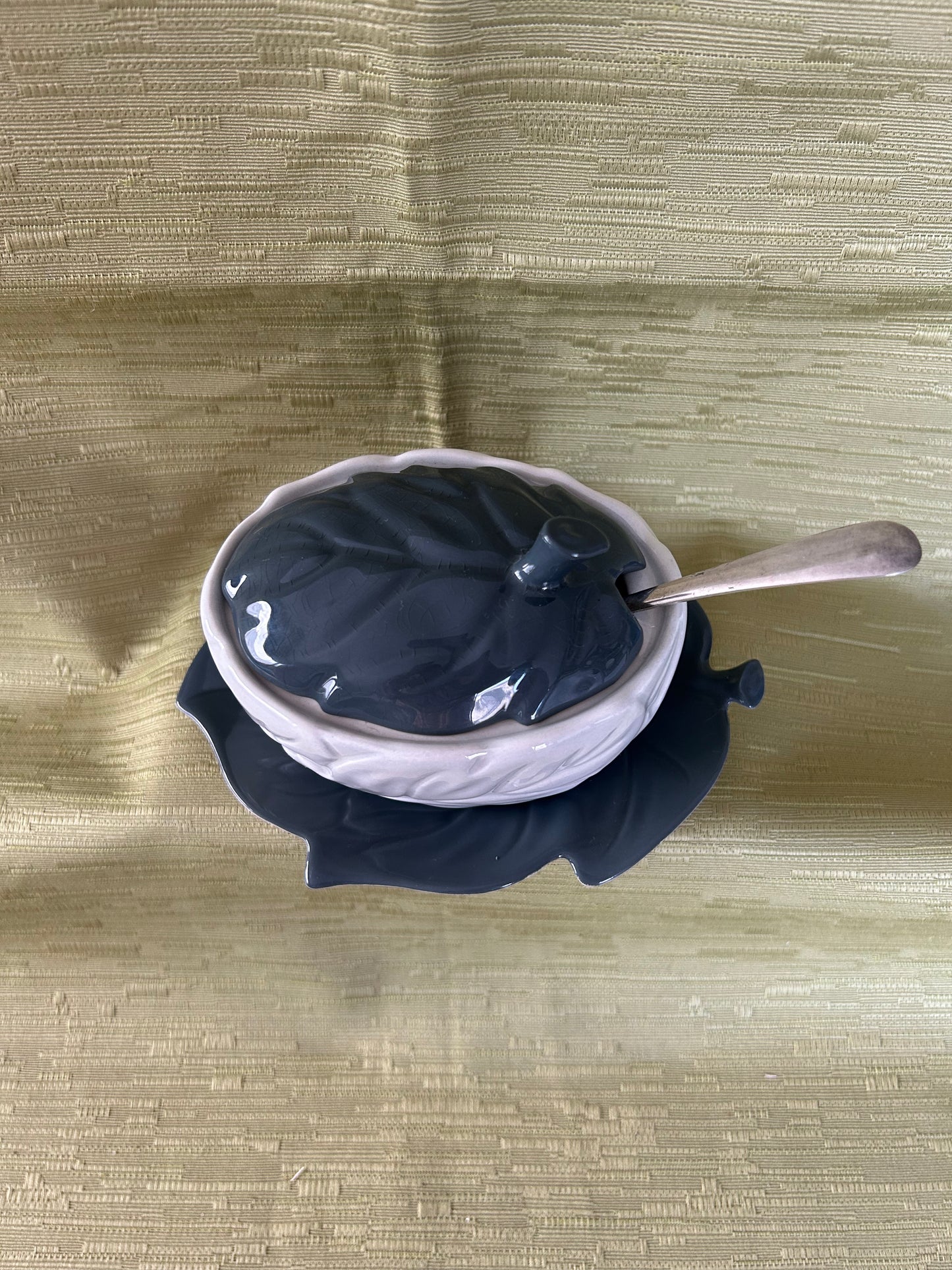 Rare Vintage Carltonware Design Blue Leaf Preserve Jam / Sauce Pot and Stand