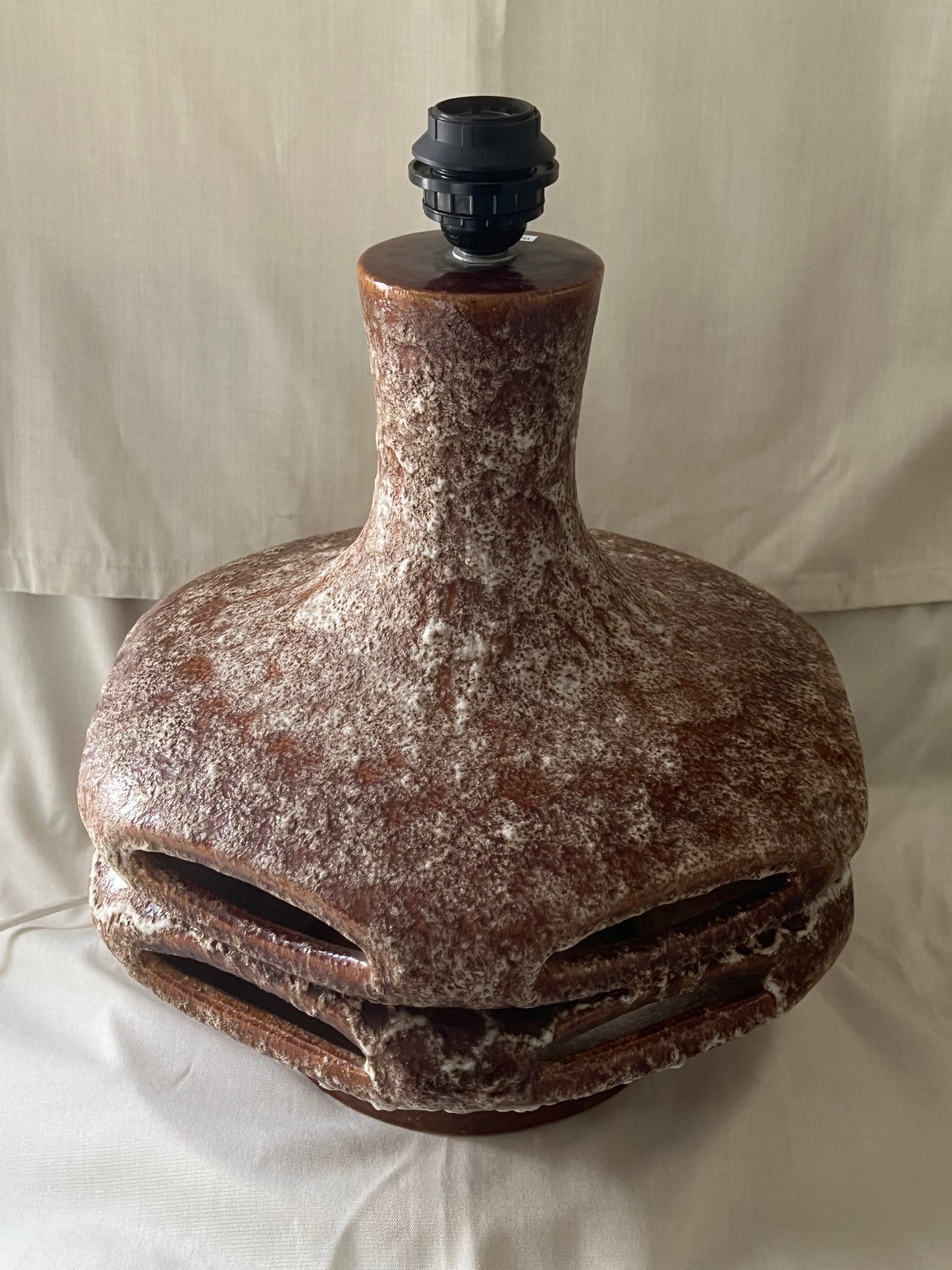 Mid-Century Stein Keramik Fat Lava Double Bulb Lamp including shade