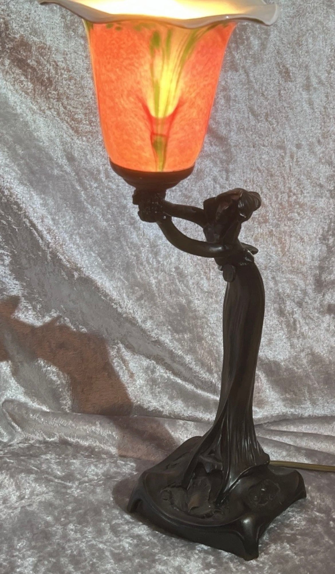 Vintage Art Nouveau style Bronze Effect Resin Table Lamp Lady