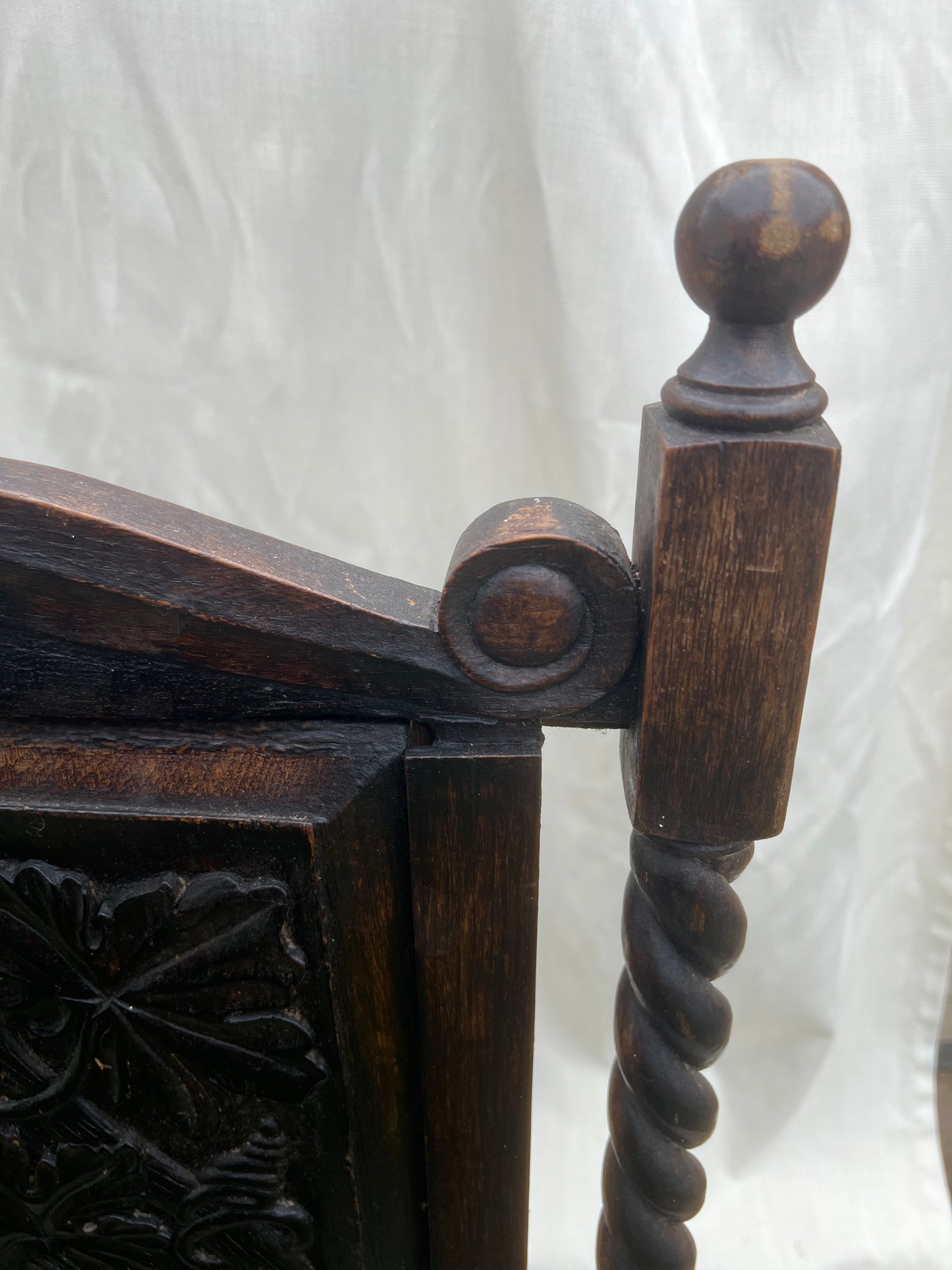 Edwardian Barley Twist Oak Carved Fire Guard Screen
