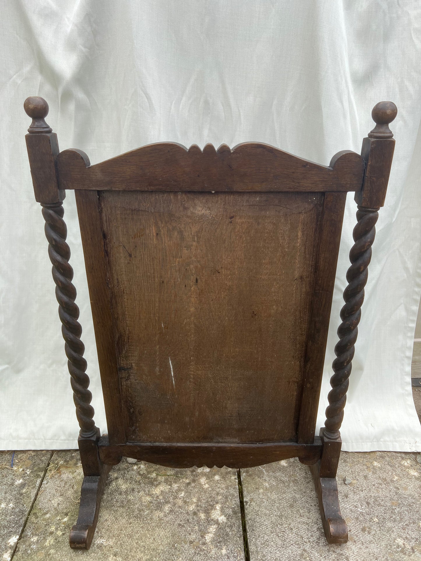 Edwardian Barley Twist Oak Carved Fire Guard Screen