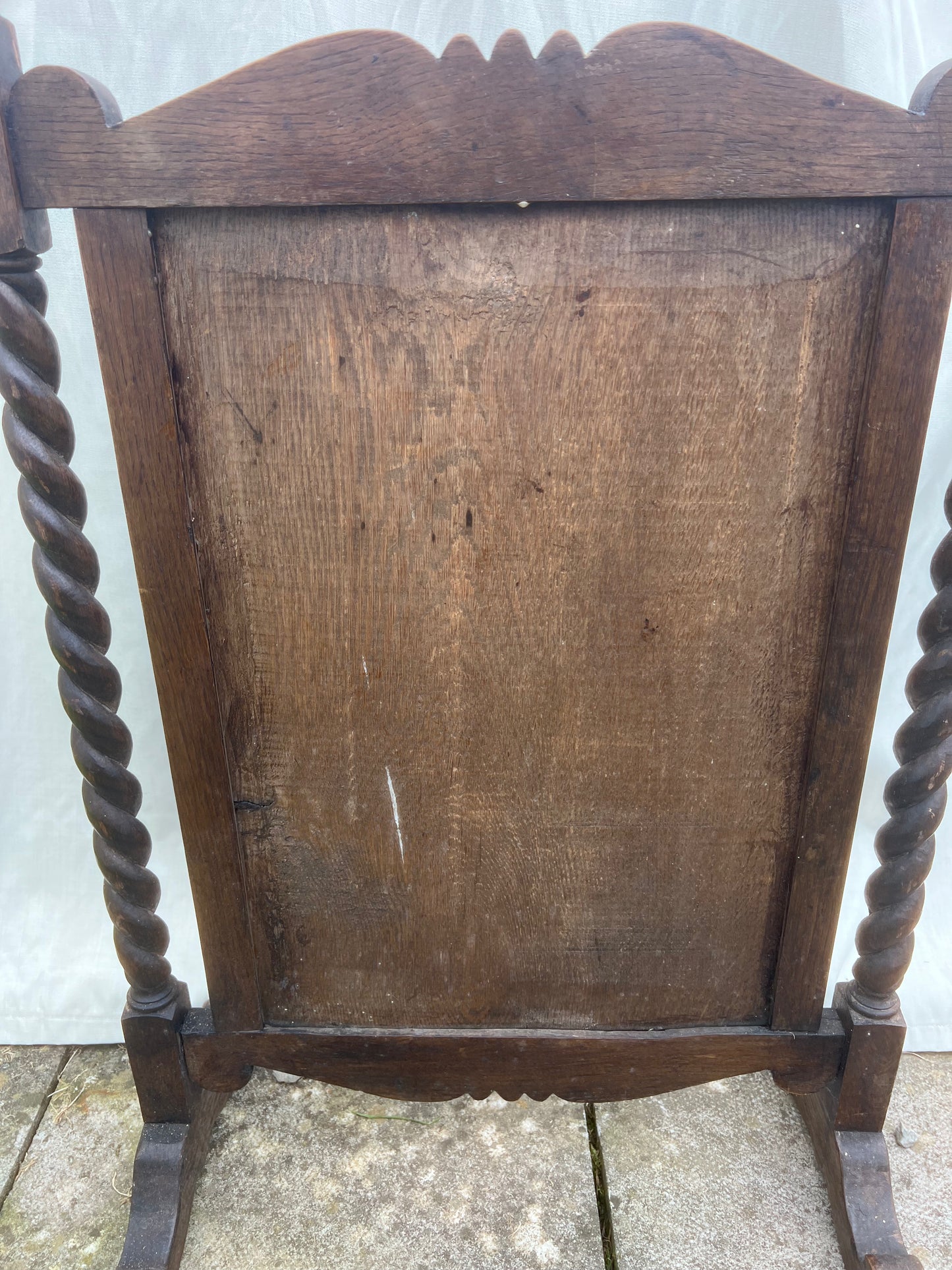 Edwardian Barley Twist Oak Carved Fire Guard Screen