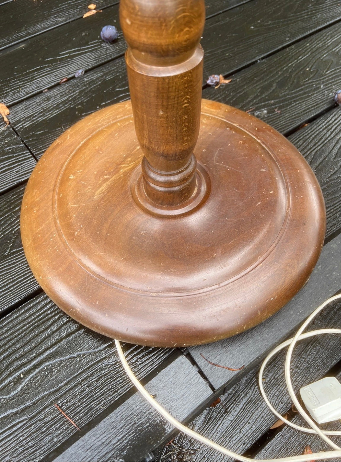 Stunning Vintage Oak Standard Lamp