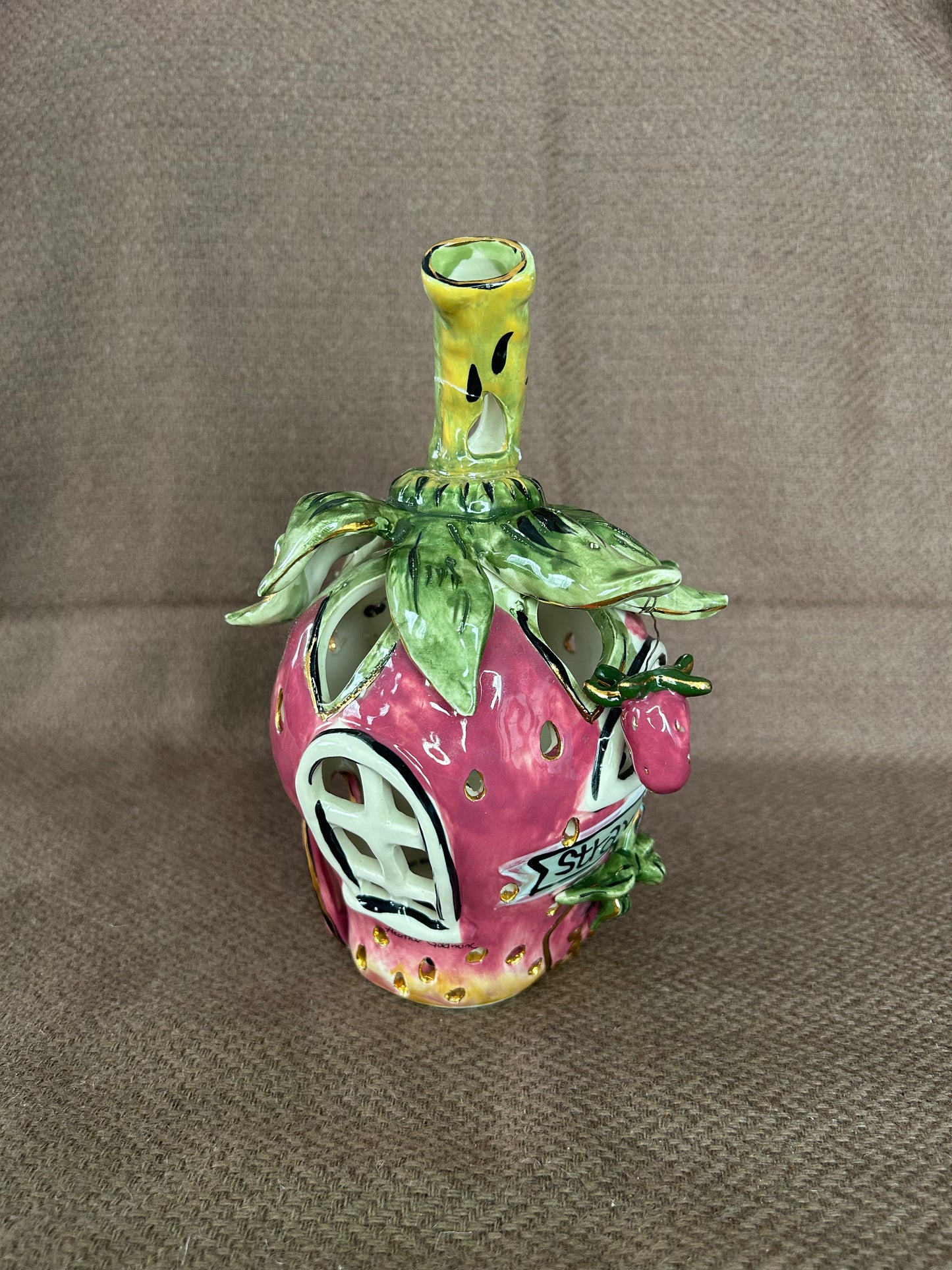 The Strawberry House Blue Sky Clayworks Tea Light Heather Goldminc 2001 Complete With Plate