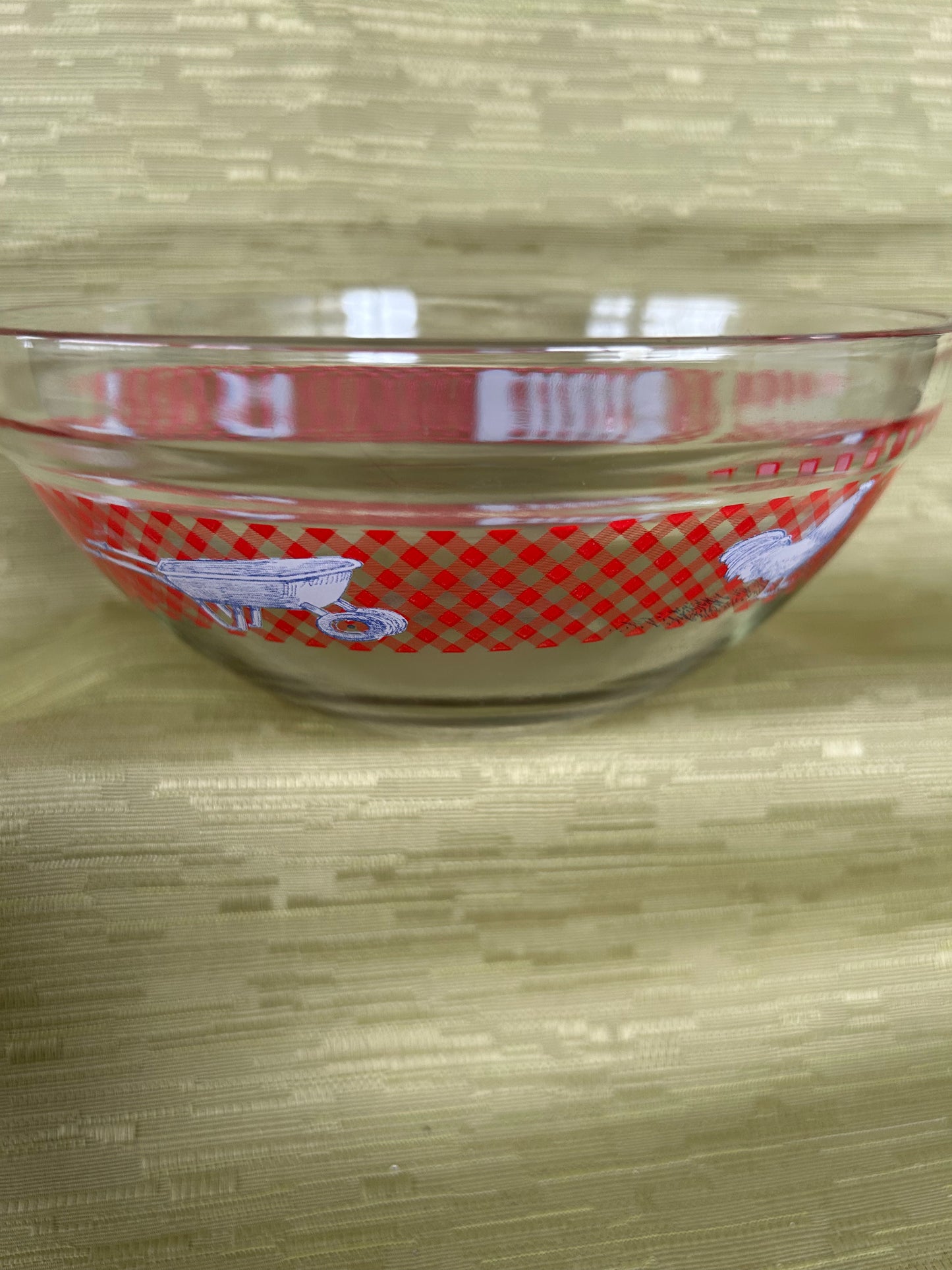 Vintage Set of 3 Pyrex Style Chicken Design Mixing Bowls