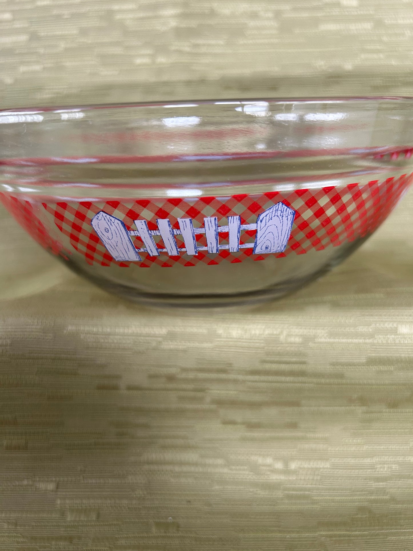 Vintage Set of 3 Pyrex Style Chicken Design Mixing Bowls
