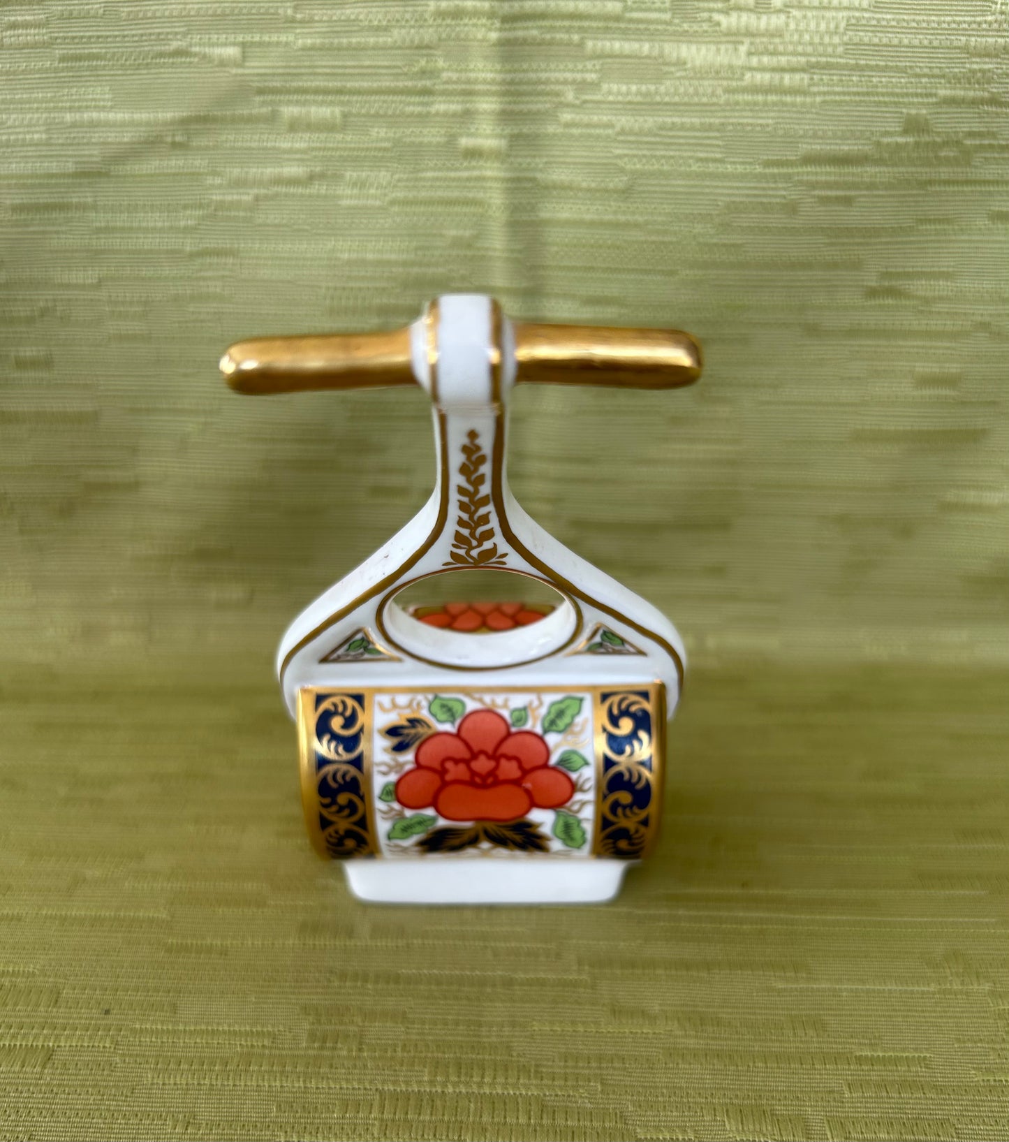 Royal Crown Derby Miniature Garden Roller - Garden Series 1997