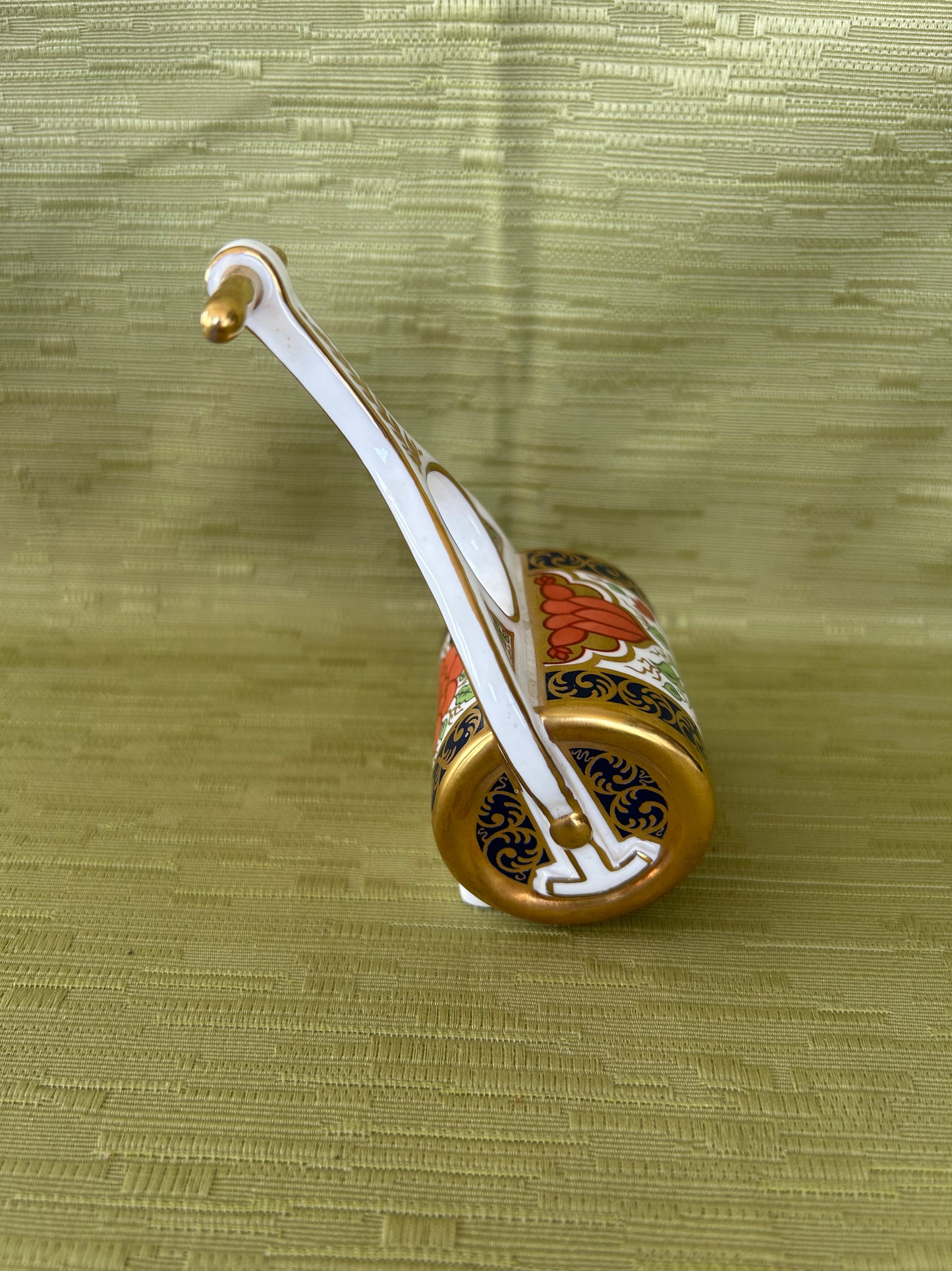 Royal Crown Derby Miniature Garden Roller - Garden Series 1997