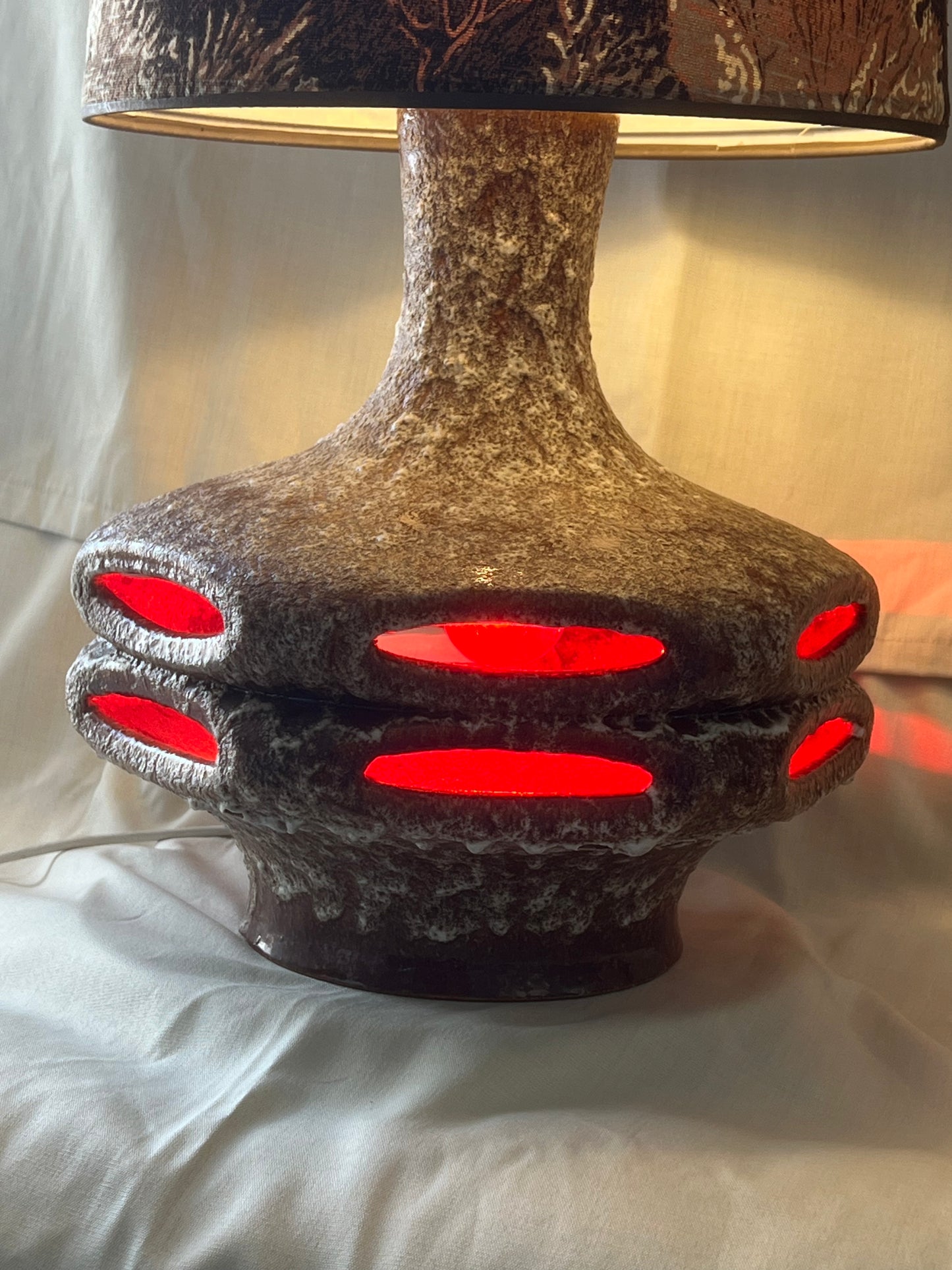 Mid-Century Stein Keramik Fat Lava Double Bulb Lamp including shade