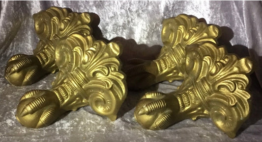 Vintage Cast Iron Ball & Claw Feet for Roll Top Bath Tub