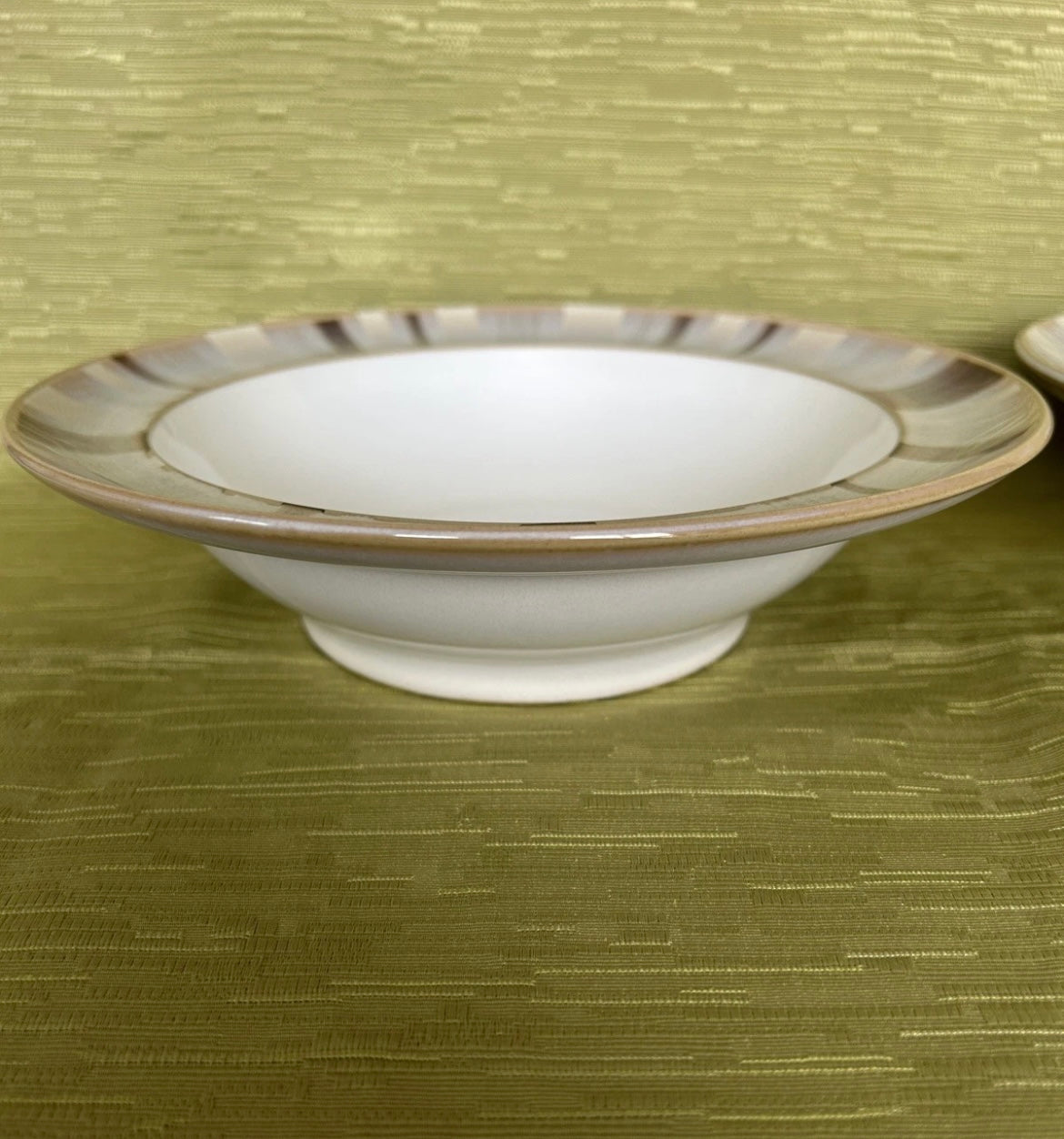 2 Denby Truffle Layers Rimmed Bowls Neutral