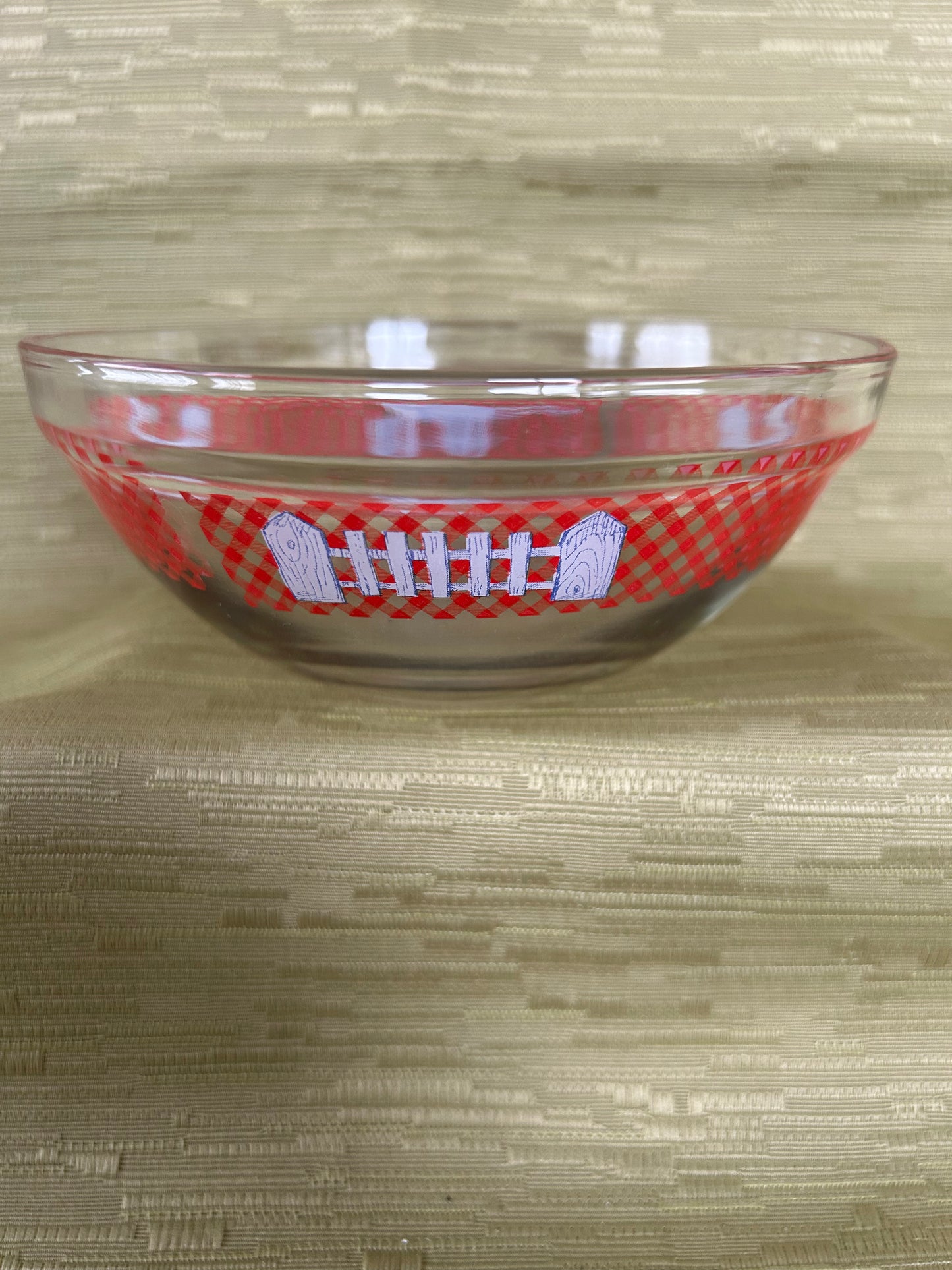 Vintage Set of 3 Pyrex Style Chicken Design Mixing Bowls